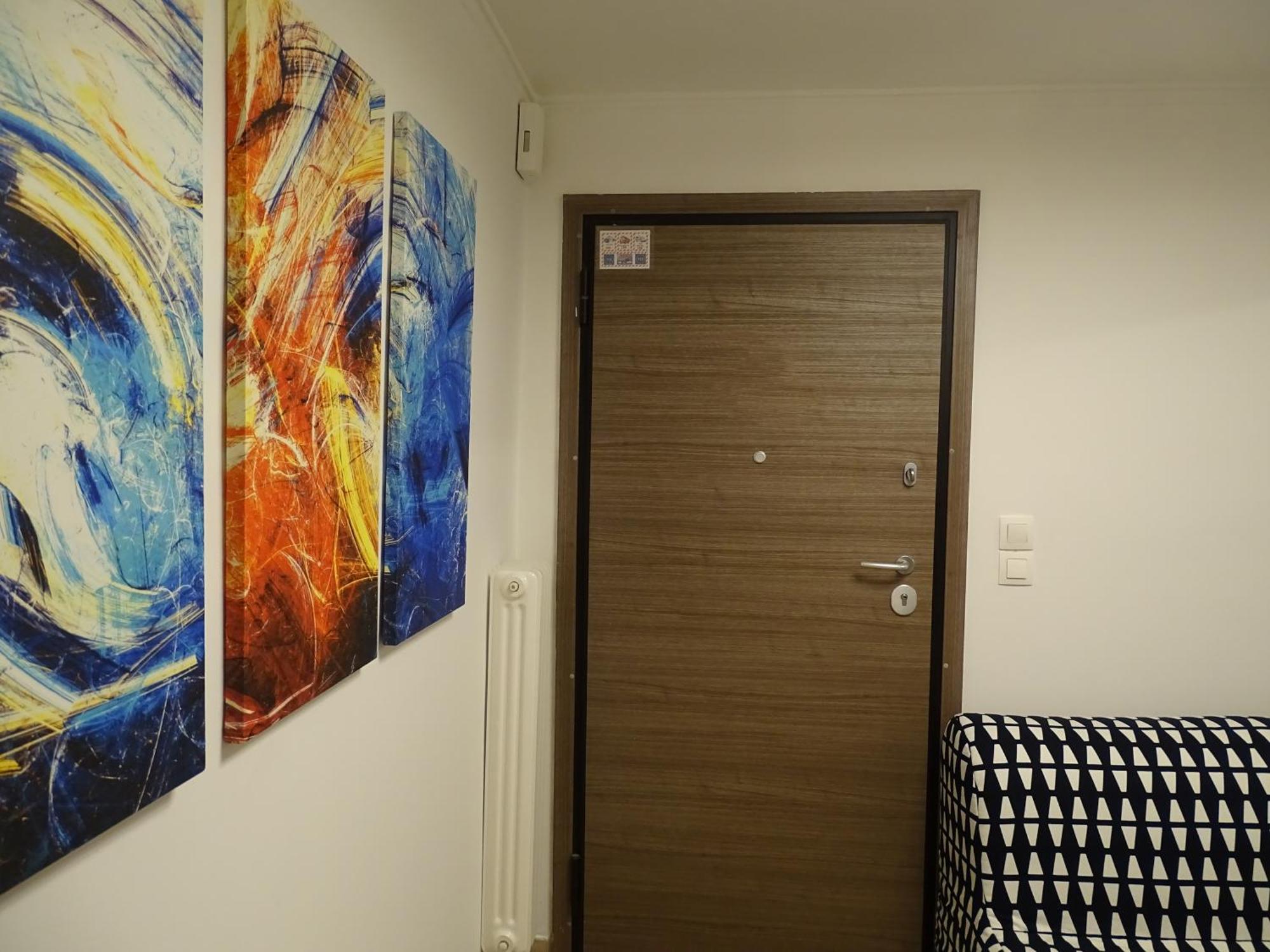 Stylish, Comfortable, Basement Loft-Like Apartment With Amenities 雅典 外观 照片