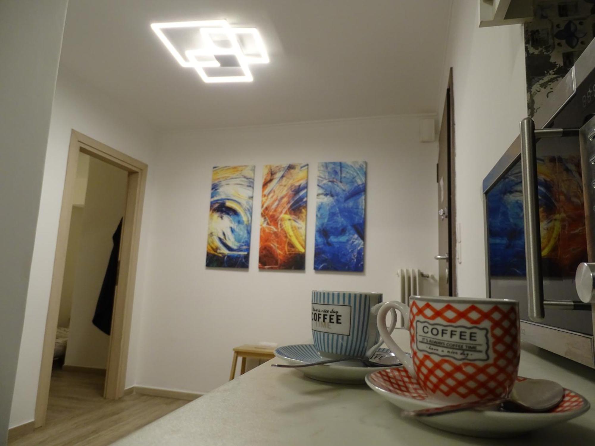 Stylish, Comfortable, Basement Loft-Like Apartment With Amenities 雅典 外观 照片